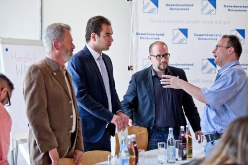 103-12-07-2018 Uebergabe Positionspapier GV DM